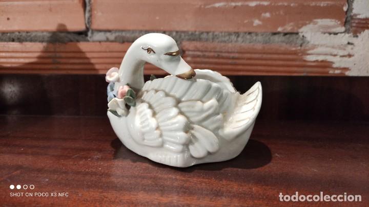 Vintage: VINTAGE - PORCELANA - FIGURA DE PORCELANA - CISNE.