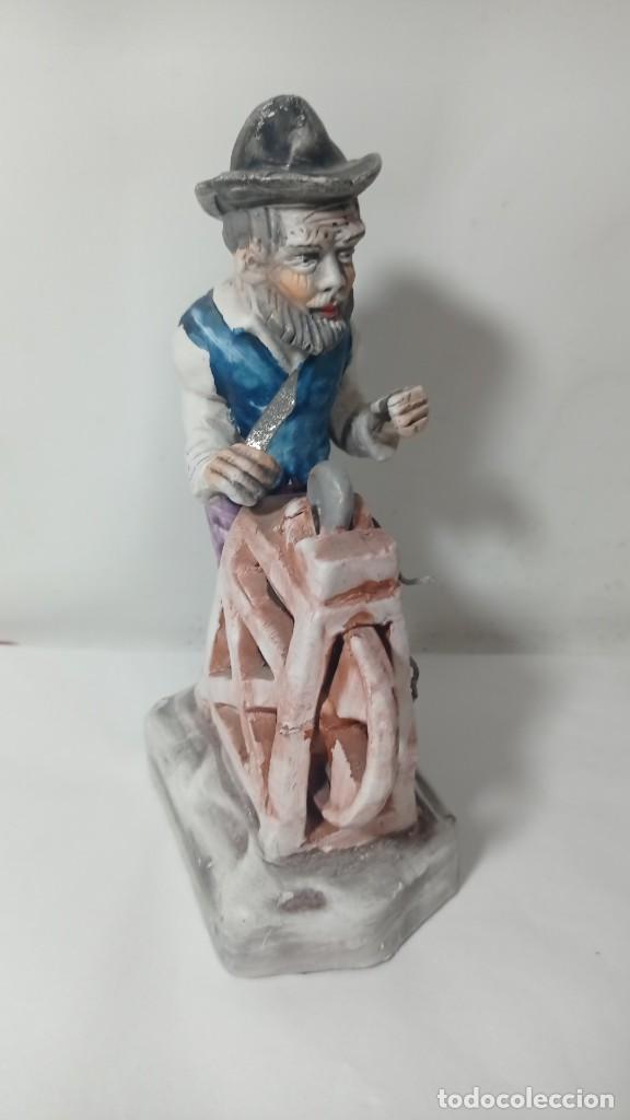 Vintage: Figura porcelana afilador