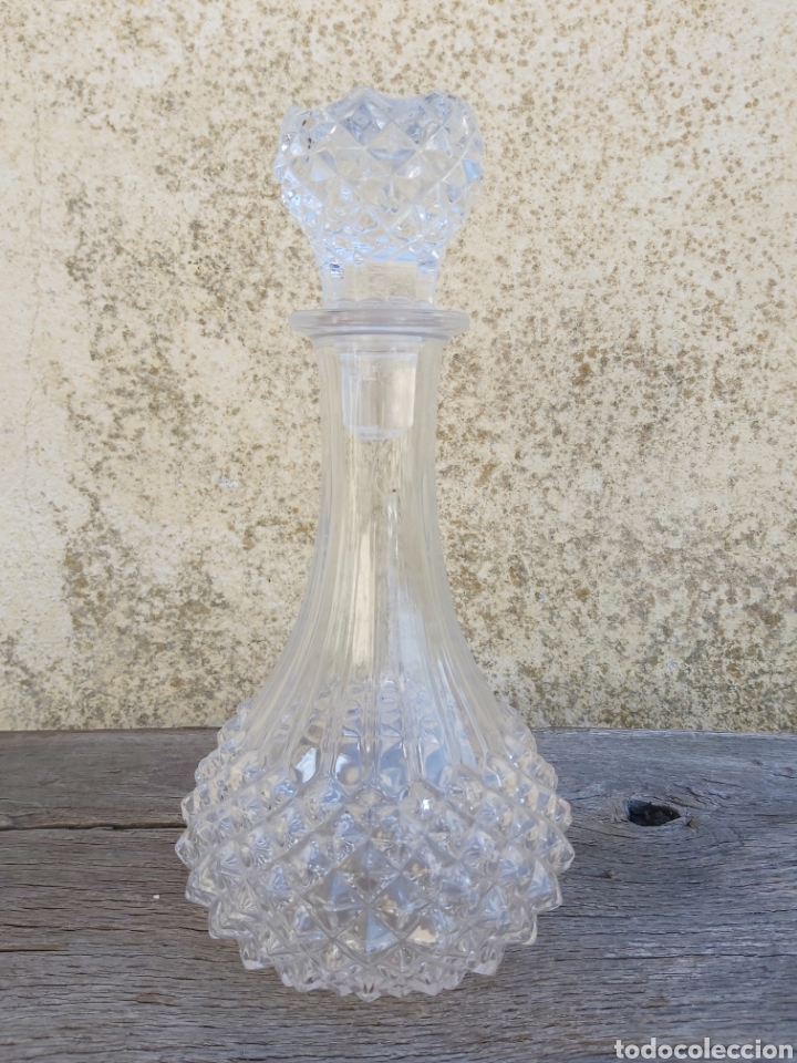 Vintage: Botella en cristal tallado. - Foto 4