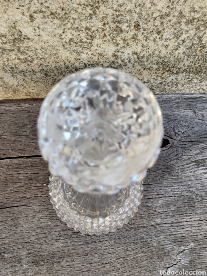 Vintage: Botella en cristal tallado. - Foto 5