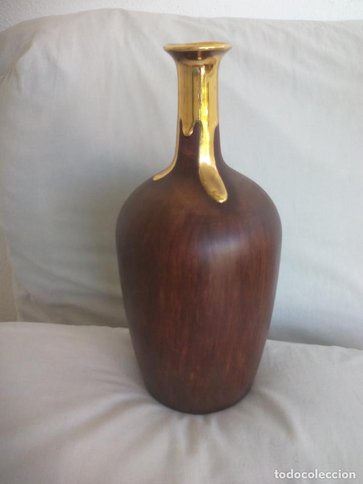 Vintage: JARRON O FLORERO DE PORCELANA O CER&Aacute;MICA. 31 CM