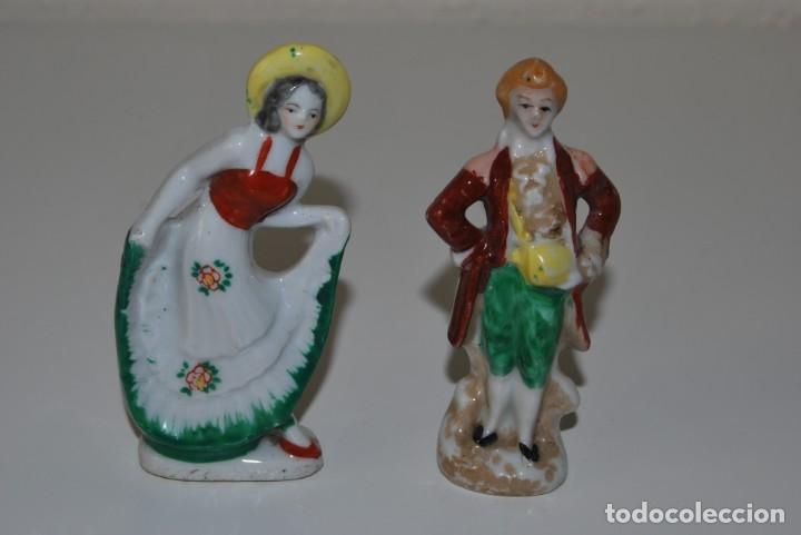 Vintage: PAREJA DE FIGURAS DE PORCELANA - HOMBRE Y MUJER - JAP&Oacute;N - A&Ntilde;OS 50