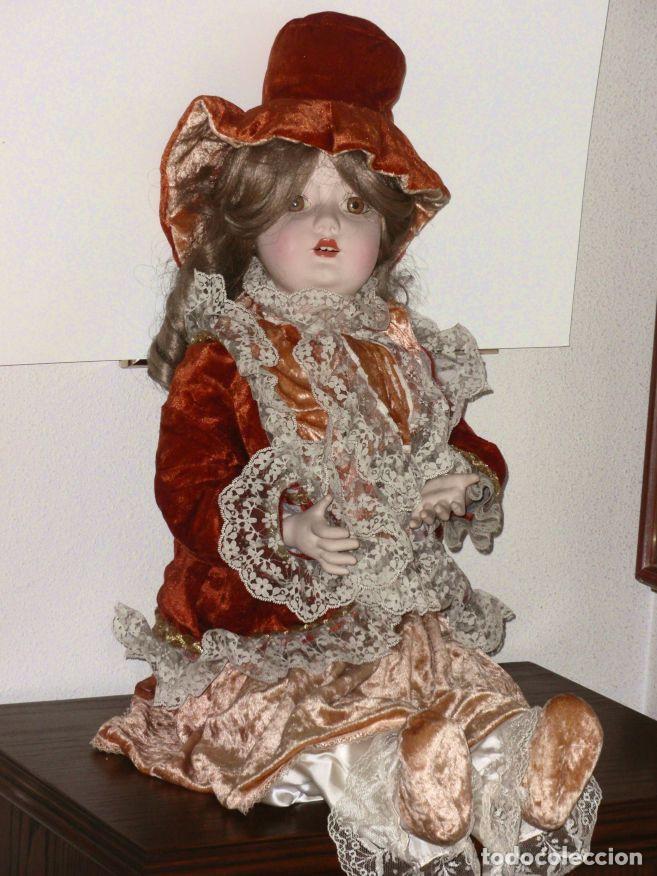 Vintage: Mu&ntilde;eca antigua de porcelana