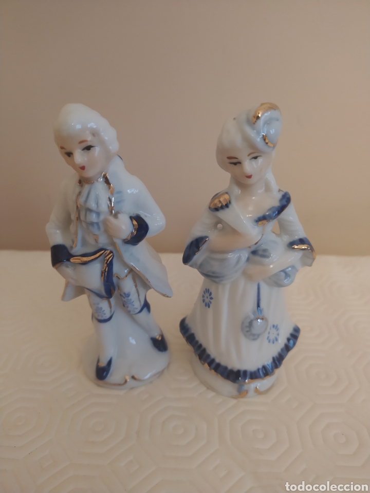 Vintage: Pareja de figuras vestimenta siglo 19