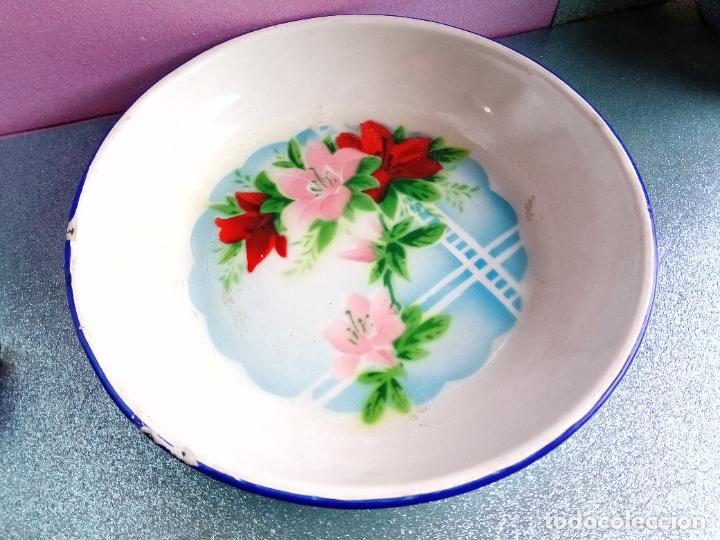 Vintage: BANDEJA DE METAL ESMALTADO