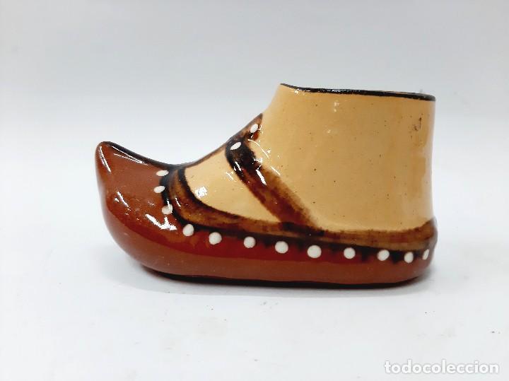 Vintage: Zapato Vintage Cer&aacute;mica Marr&oacute;n