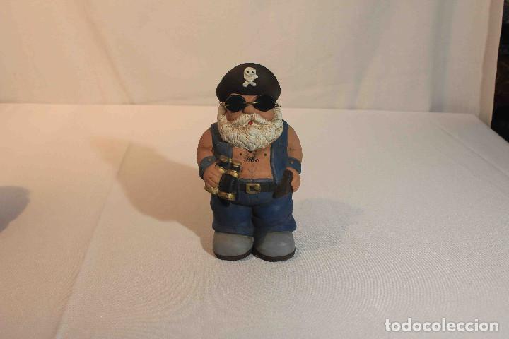 Vintage: HUCHA CAPITAN PRISMATICOS - Foto 1