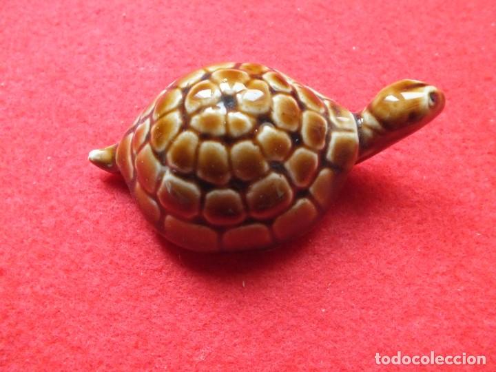 Vintage: TORTUGA PORCELADA VIDRIADA