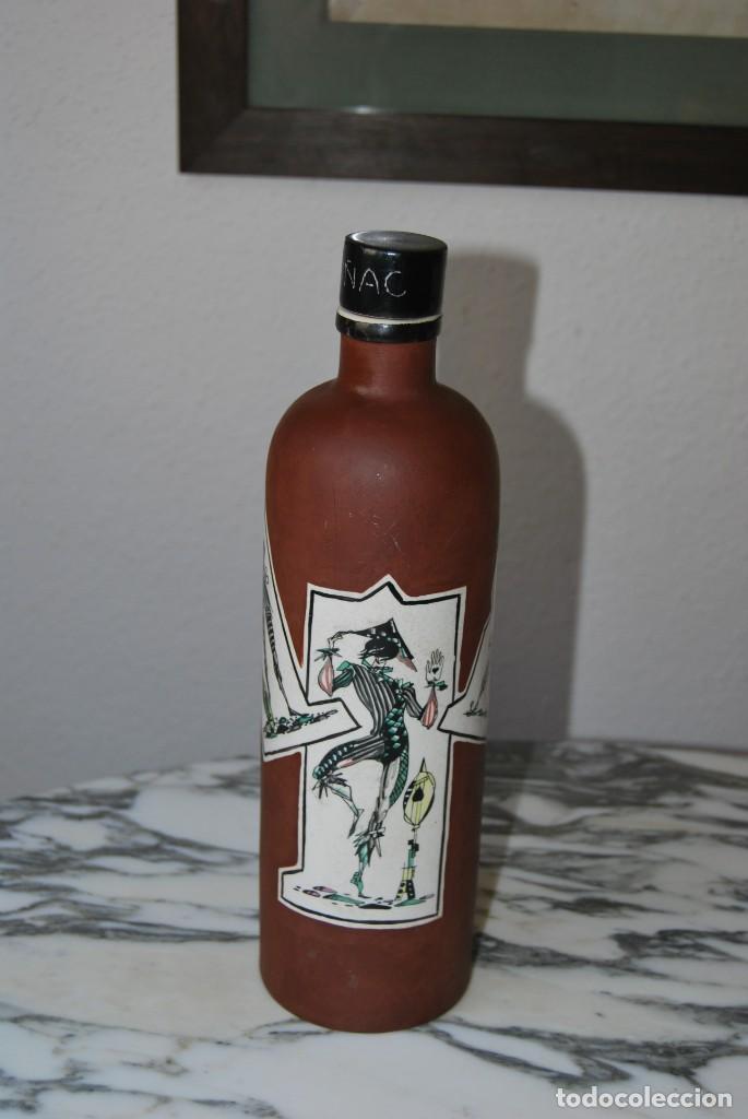 Vintage: BOTELLA DE CER&Aacute;MICA SUREDA - FELDUR - CO&Ntilde;AC - ARLEQUINES - A&Ntilde;OS 60