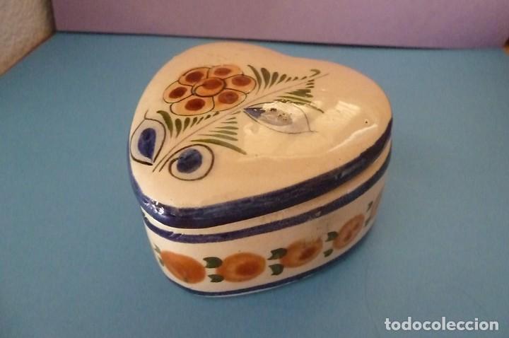 Vintage: Caja decorada con forma de coraz&oacute;n - Foto 9