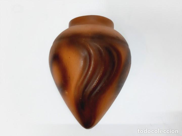 Vintage: Jarr&oacute;n de cer&aacute;mica vintage para colgar en la pared