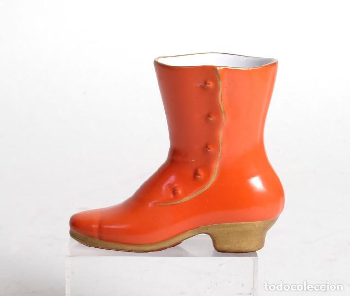 Vintage: Bota de mujer de porcelana. A&ntilde;os 60. De colecci&oacute;n