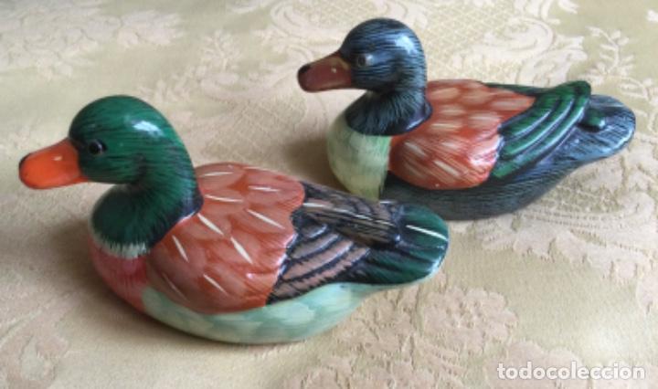 Vintage: PAREJA DE PATOS DE CER&Aacute;MICA