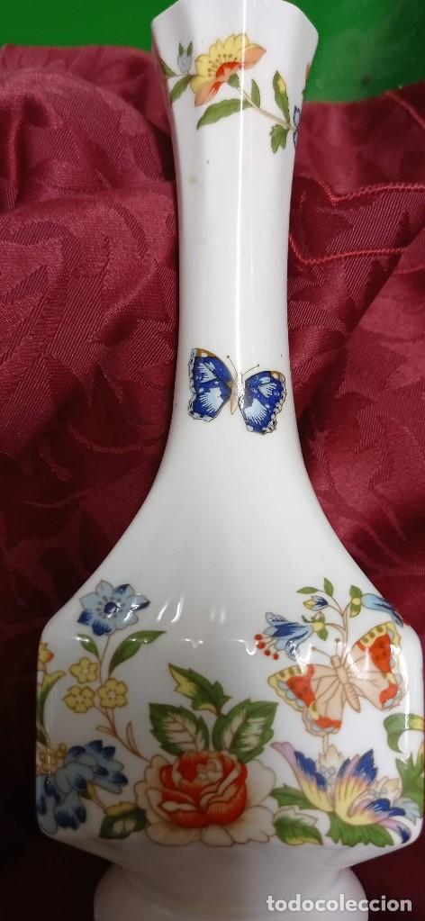 Vintage: Aynsley Bone China Cottage Garden Bud Florero 20cm.