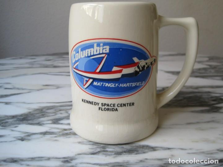 Vintage: JARRA DE CER&Aacute;MICA - TRANSBORDADOR ESPACIAL COLUMBIA - KENNEDY SPACE CENTER FLORIDA - U.S.A. -A&Ntilde;OS 80