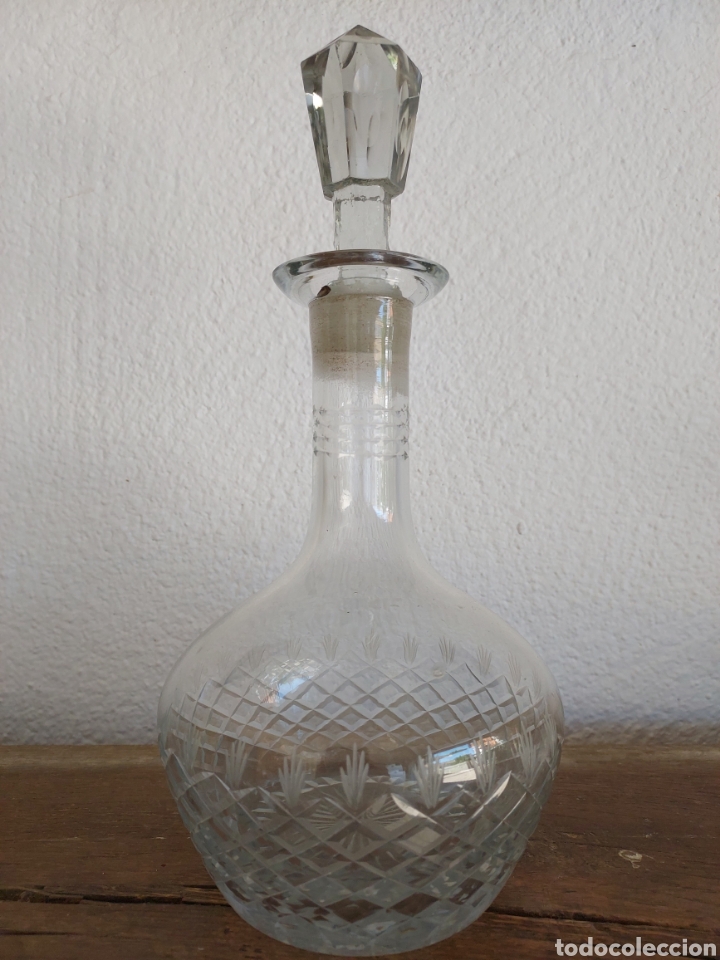 Vintage: Botella de cristal tallado - Foto 1