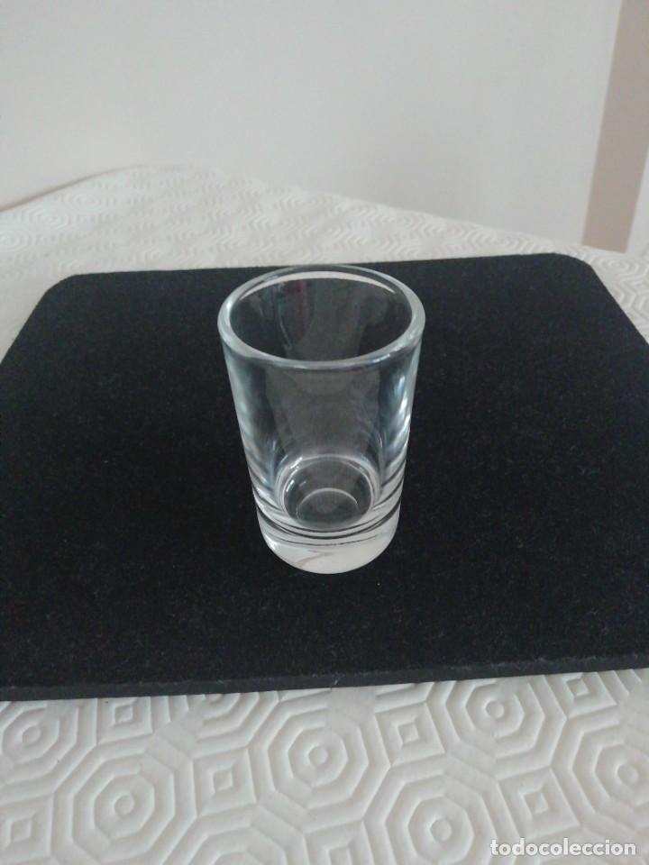 Vintage: Vasos de cristal peque&ntilde;os - Foto 2
