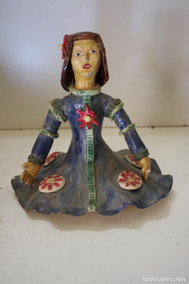 Vintage: figura menina ceramica firmada