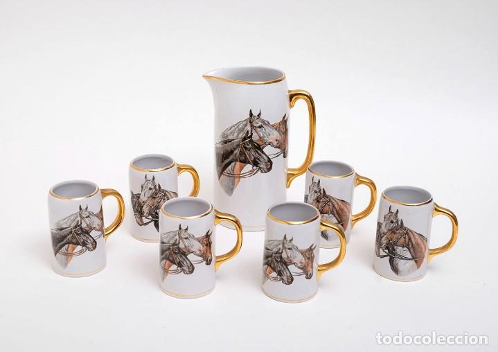 Vintage: Juego de Jarra de cerveza con 6 jarritas con el tema Caballos. A&ntilde;os 60.NUEVO