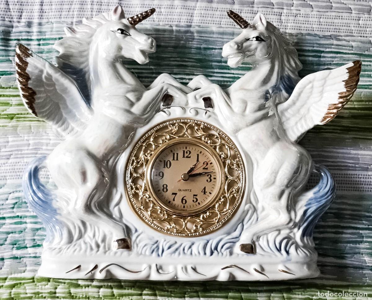 Vintage: Reloj porcelana de Unicornios