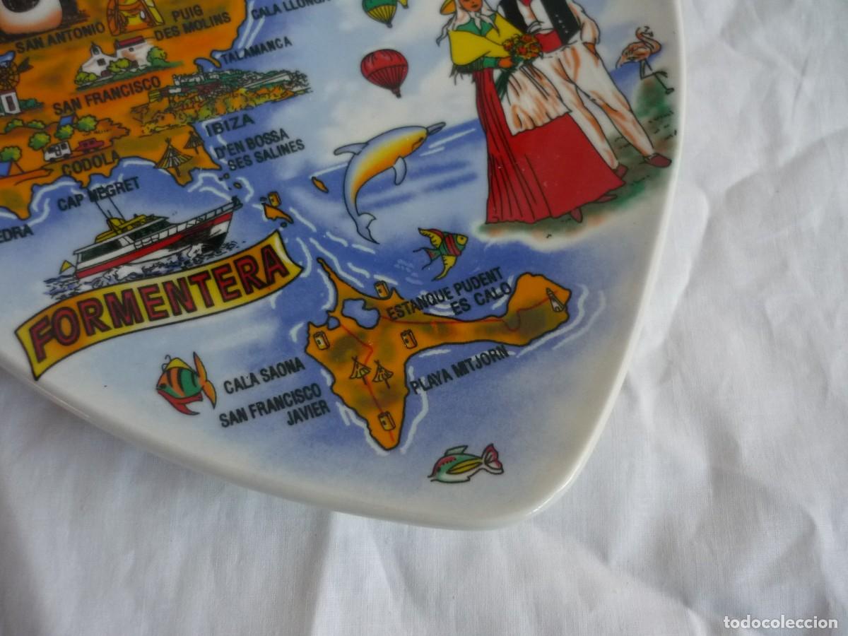 Vintage: Plato de cer&aacute;mica triangular con mapa de Ibiza y Formentera - Foto 4