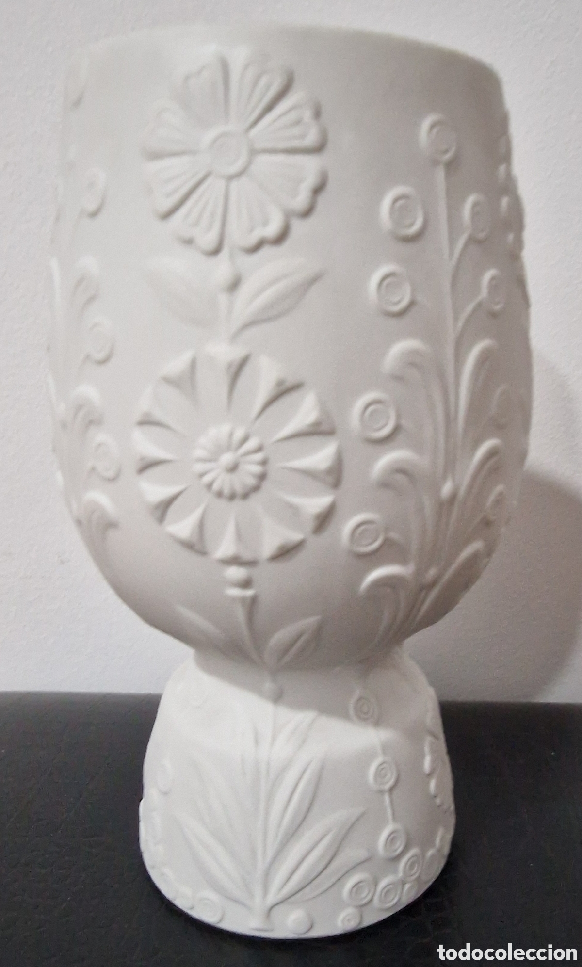 Vintage: JARRON PORCELANA BISCUT DE LLADR&Oacute;. JULIO FERNANDEZ 25x15 cm