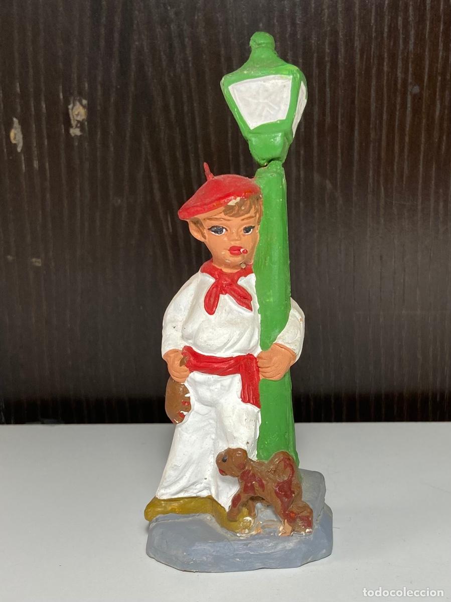 Vintage: 118-San Ferm&iacute;n final de fiesta. Mozo y farola. Barro cocido. Pamplona a&ntilde;os 60.