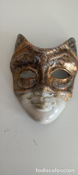 Vintage: Peque&ntilde;a M&aacute;scara Veneciana De Porcelana . Para Colgar.