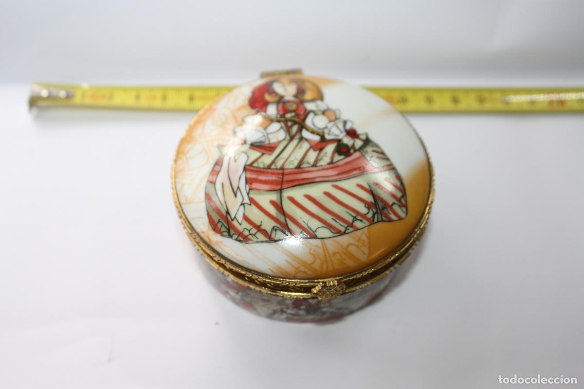 Vintage: CAJA PORCELANA