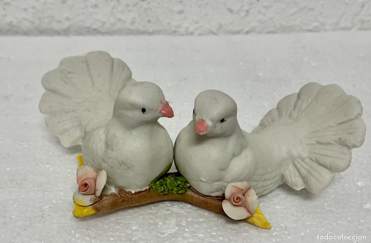 Vintage: Figura pareja de T&oacute;rtolas/ palomas de porcelana. Nueva!! A&ntilde;os 70.