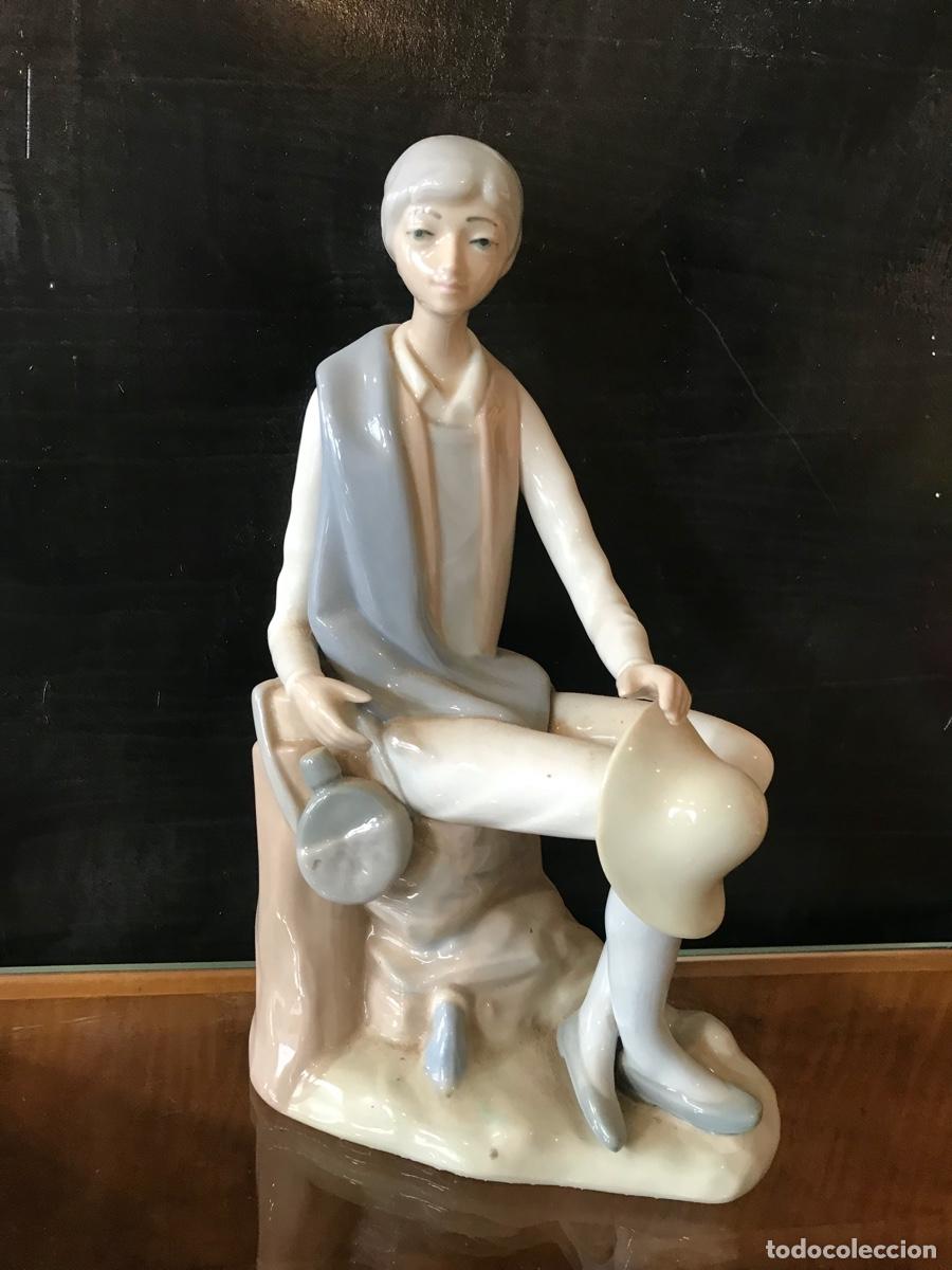 Vintage: Figura de porcelana