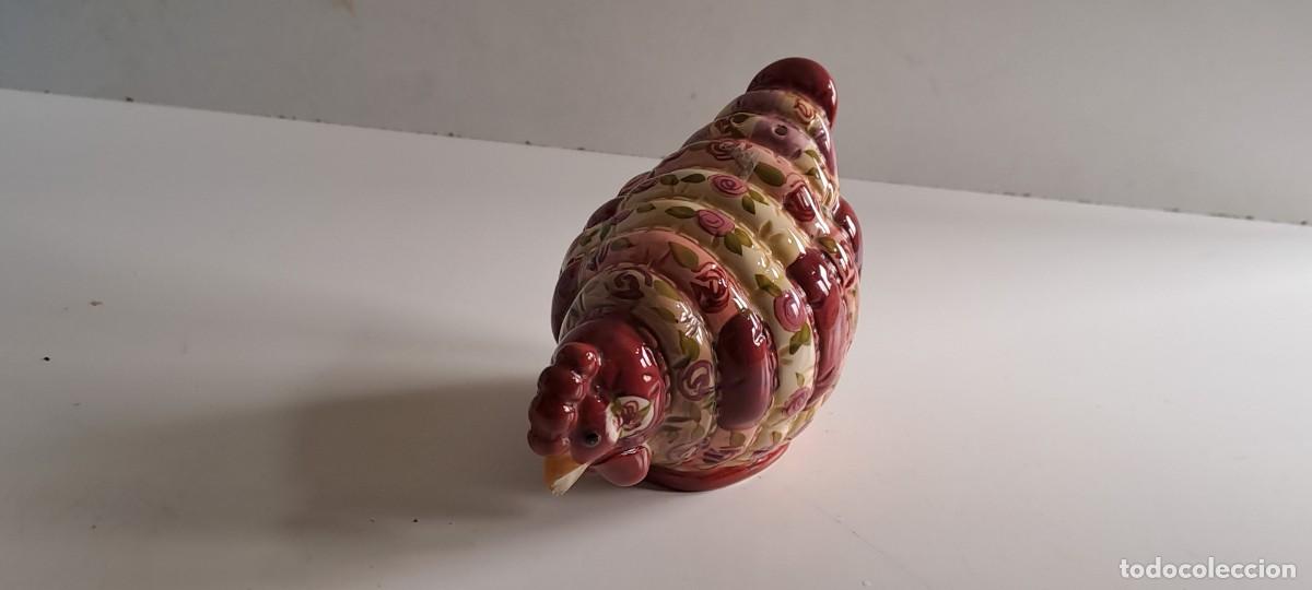 Vintage: Salero en forma de gallina en cer&aacute;mica