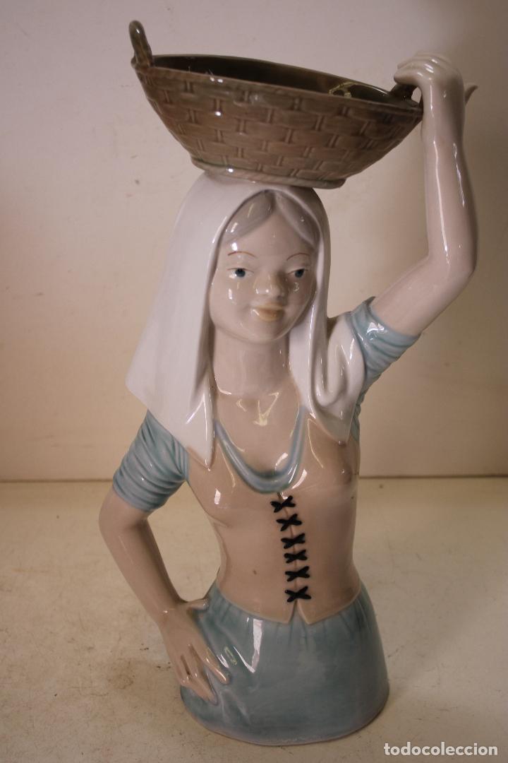 Vintage: figura jarron porcelanas mirete