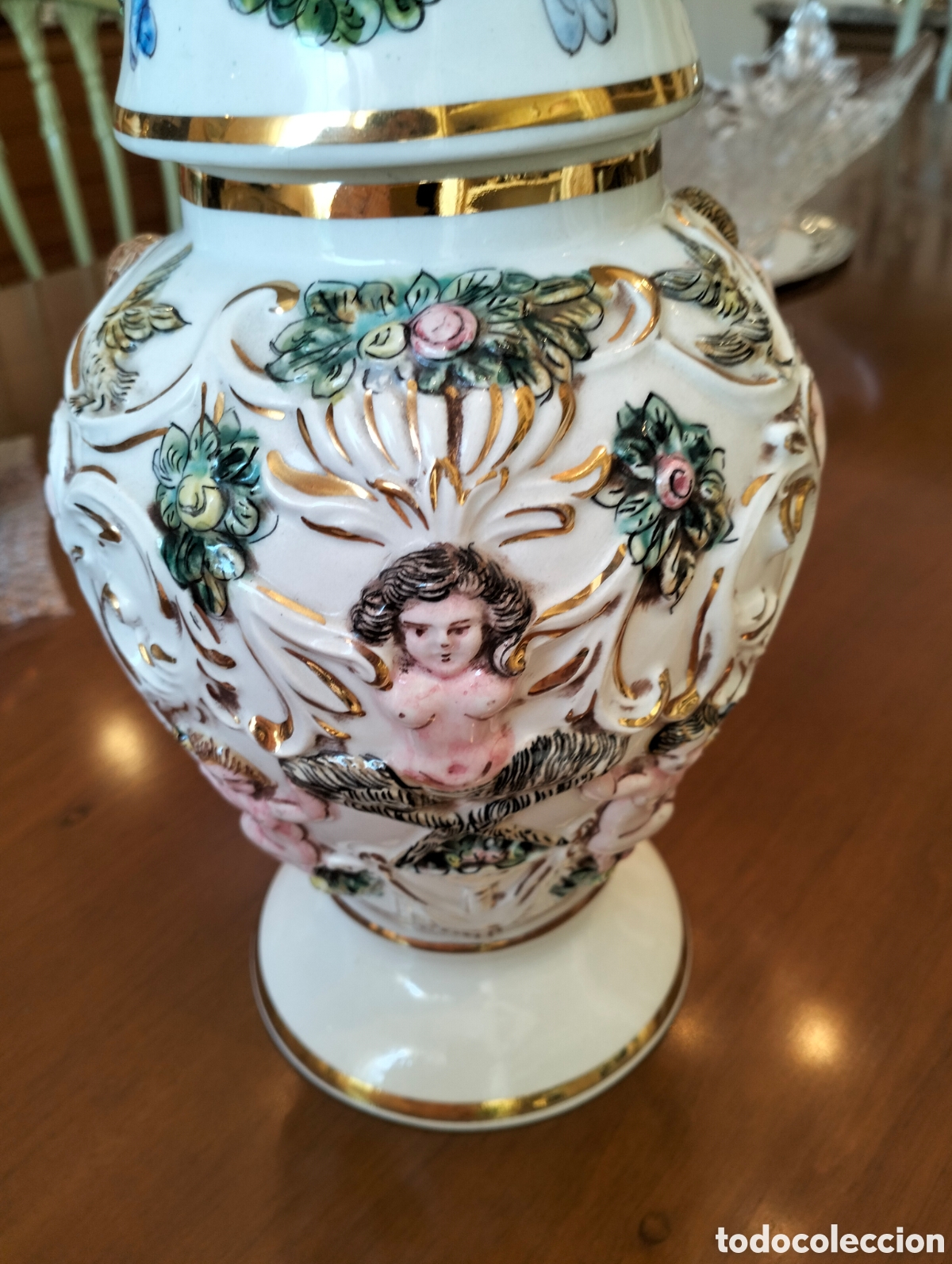 Vintage: Oferta. Jarr&oacute;n Antiguo de Capodimonte - Foto 5