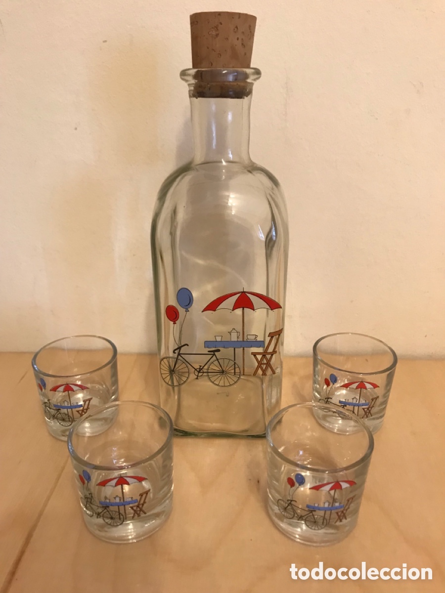 Vintage: Licorera con 4 vasos chupito - Foto 1