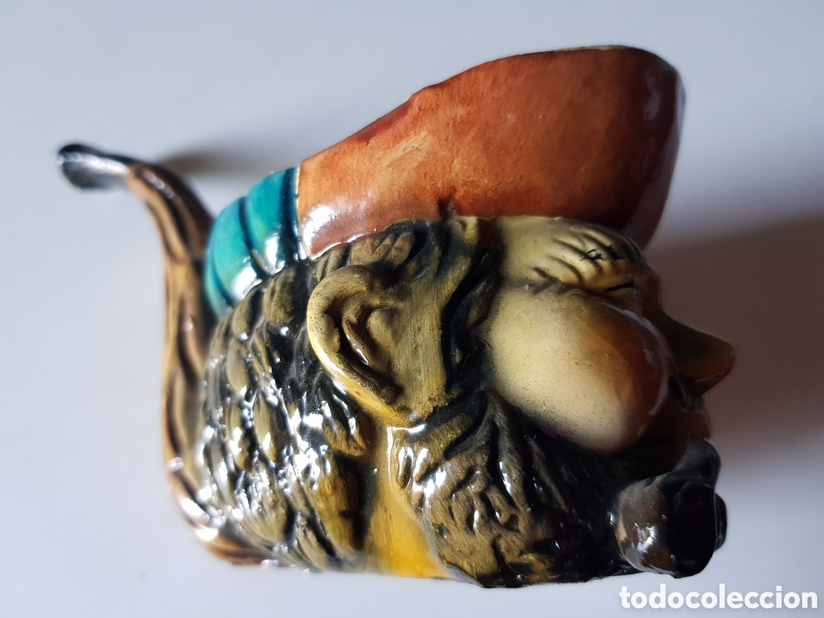Vintage: Cenicero de cer&aacute;mica con forma de pipa y rostro.