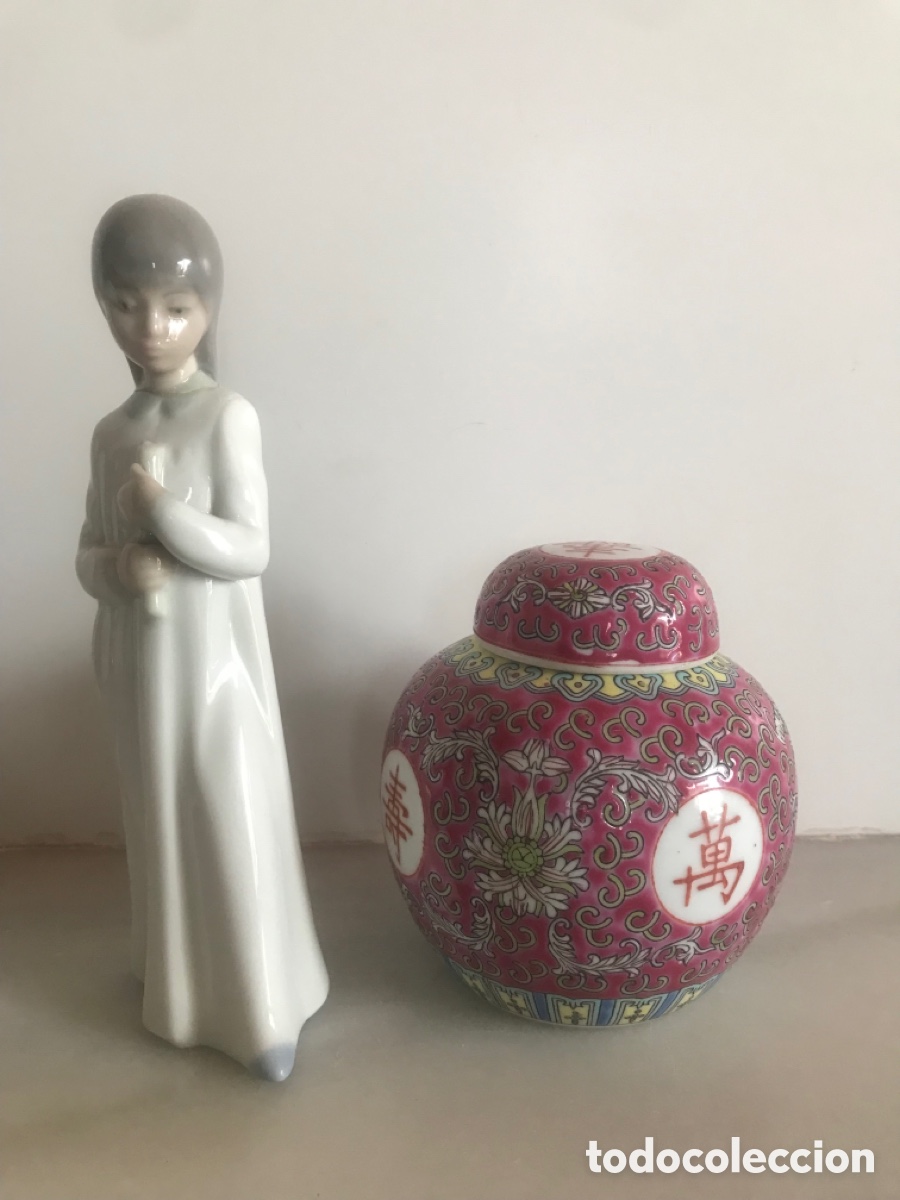 Vintage: Figura y recipiente - Foto 1