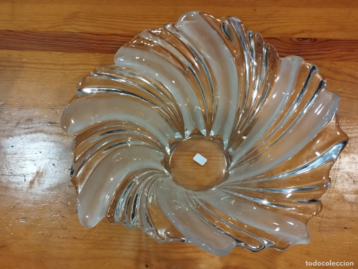 Vintage: CENTRO DE MESA DE CRISTAL. - Foto 3
