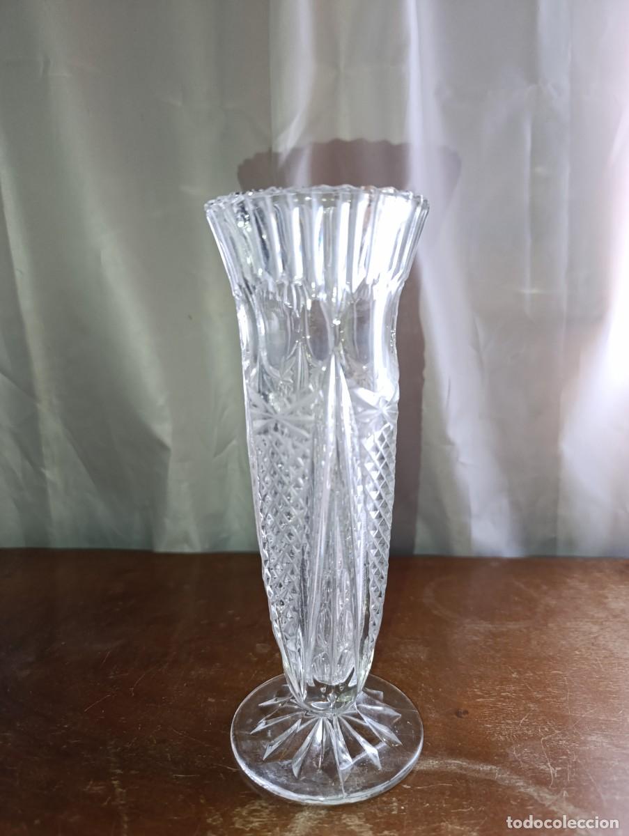 Vintage: Florero de cristal tallado - Foto 1