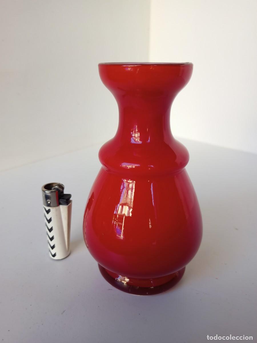 Vintage: Jarr&oacute;n de opalina rojo - Foto 1