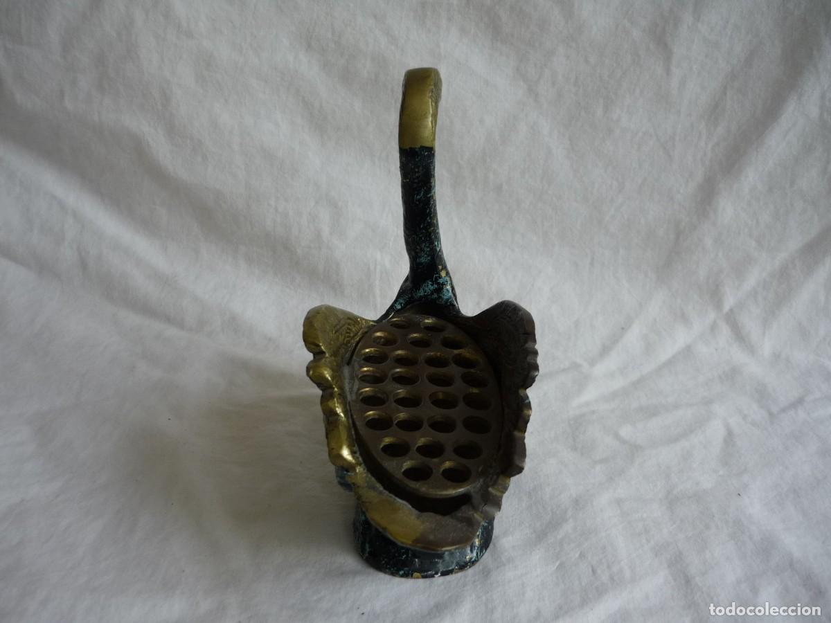 Vintage: Florero de bronce en forma de pato o cisne - Foto 5
