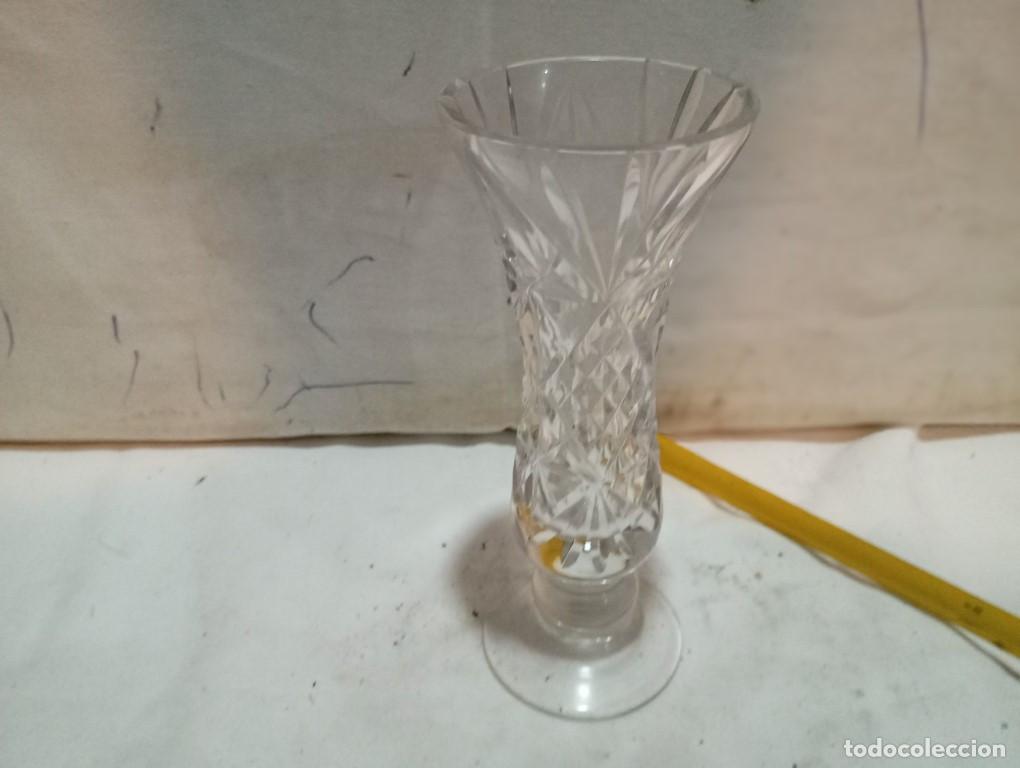Vintage: florero de cristal labrado - Foto 1