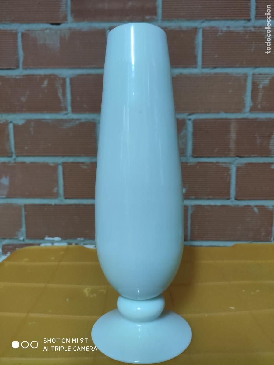 Vintage: JARRON DE CRISTAL DE OPALINA BLANCA - Foto 1