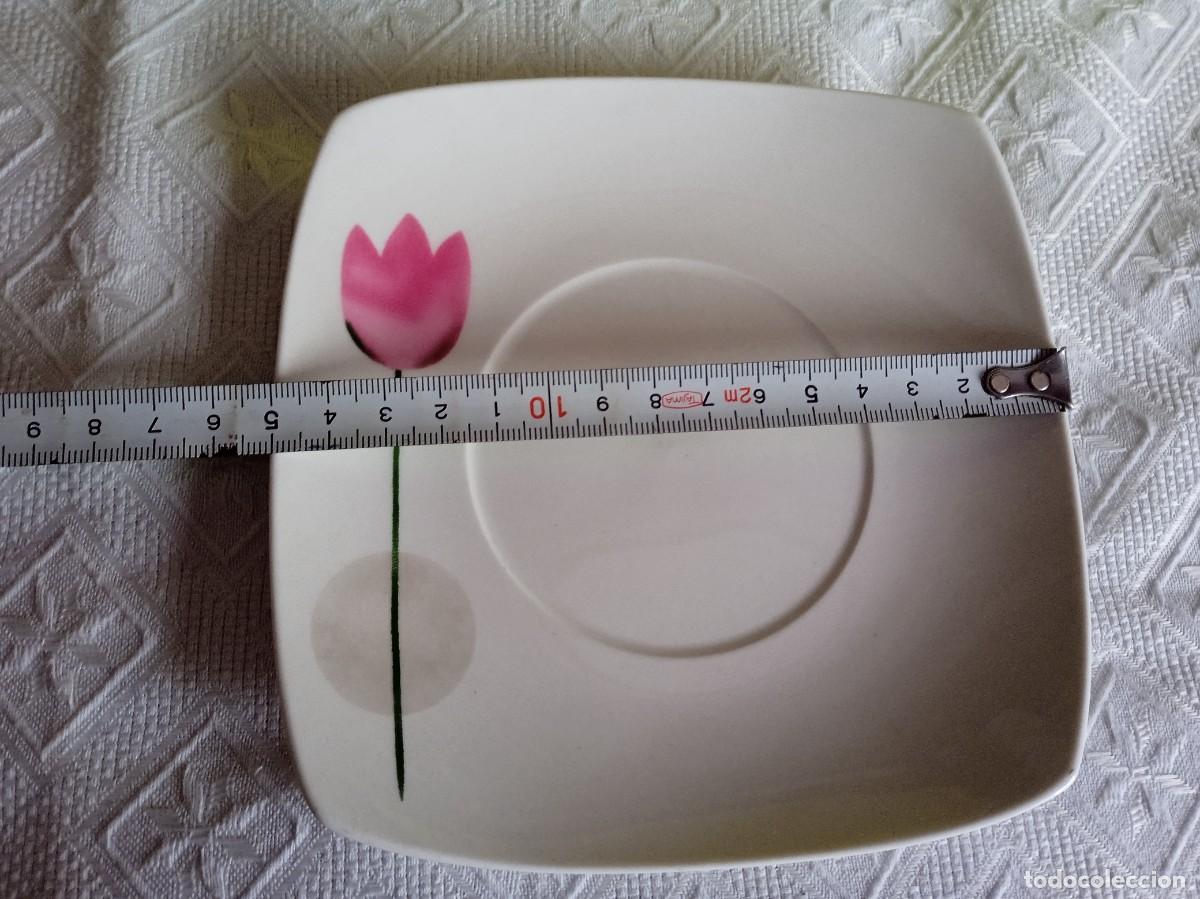 Vintage: PLATO CUADRADO CON FLOR - Foto 2