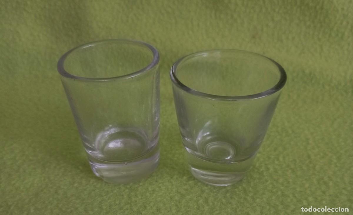 Vintage: TRECE VASOS DE CHUPITO - LICOR . - Foto 6