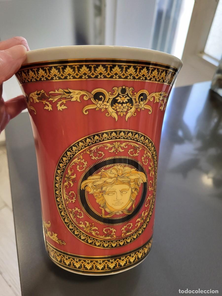 Vintage: JARR&Oacute;N DE LA MARCA VERSACE - Foto 1