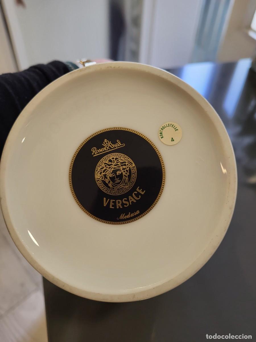 Vintage: JARR&Oacute;N DE LA MARCA VERSACE - Foto 2