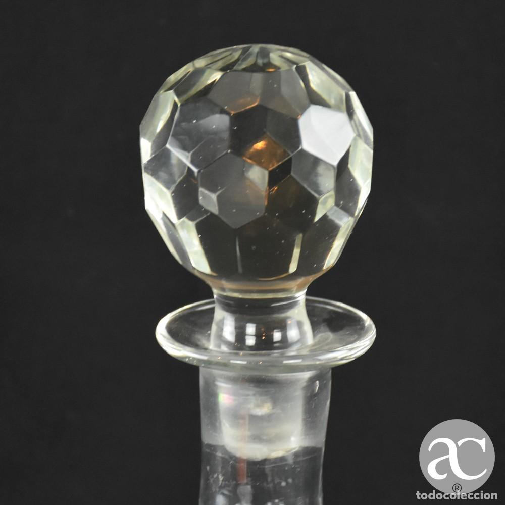 Vintage: Garrafa com rolha em cristal com grinaldas - Foto 3