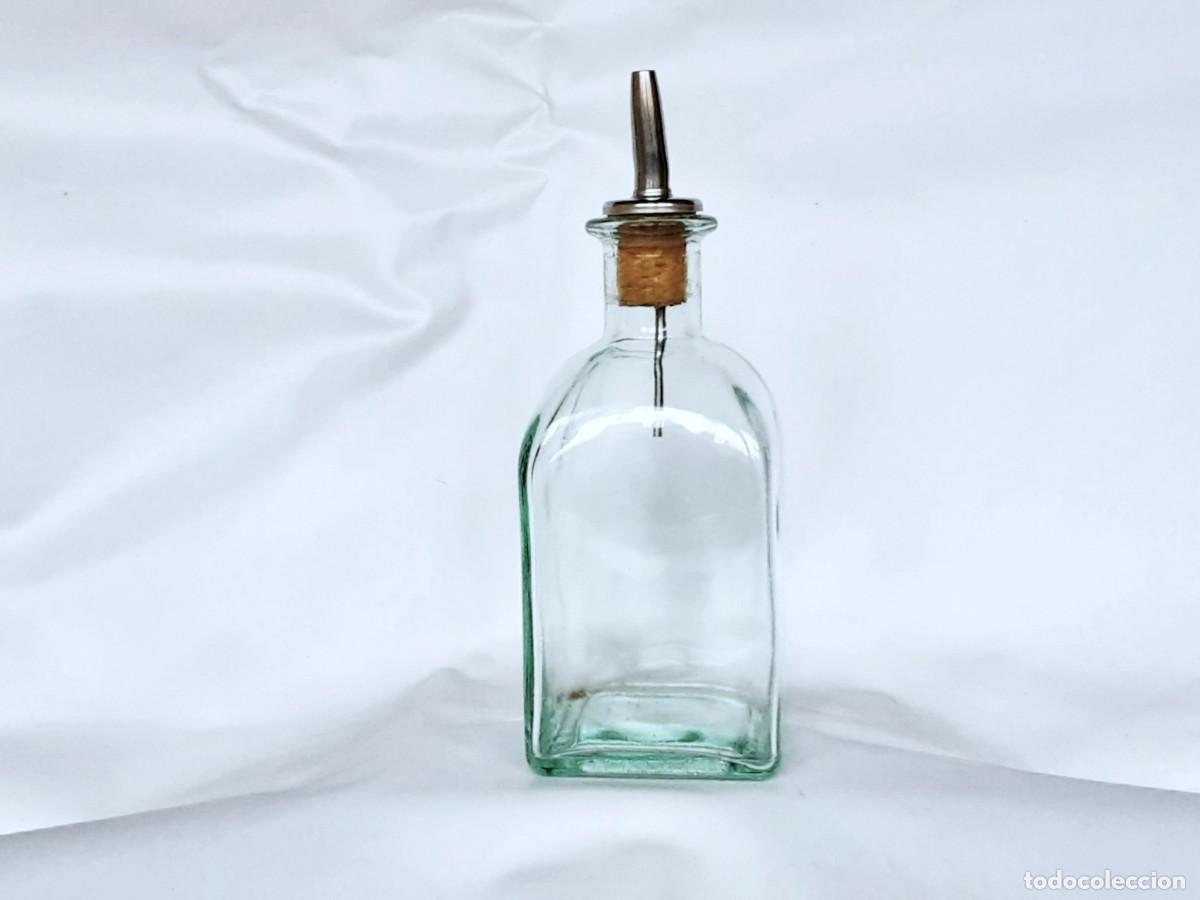Vintage: ACEITERA O VINAGRERA DE CRISTAL - Foto 2