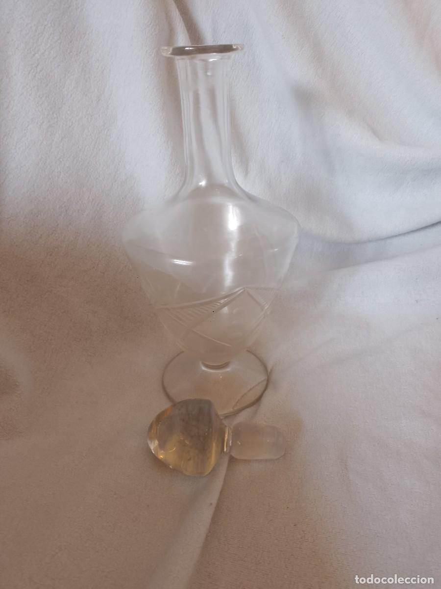 Vintage: LICORERA DE CRISTAL CON RELIEVES - Foto 2